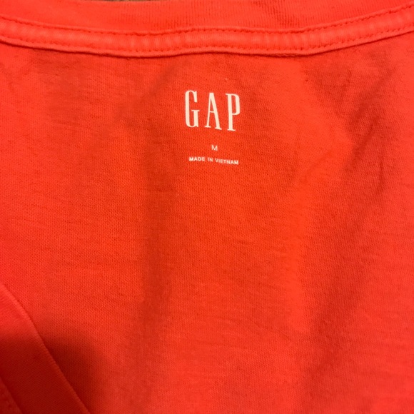 Gap tee - Picture 3 of 3